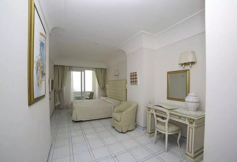 اتاق سوپریور, Villa Fraulo