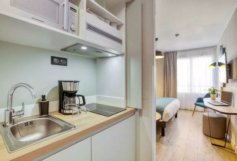 استودیوی استاندارد, Appart City Confort Paris Clichy  Mairie