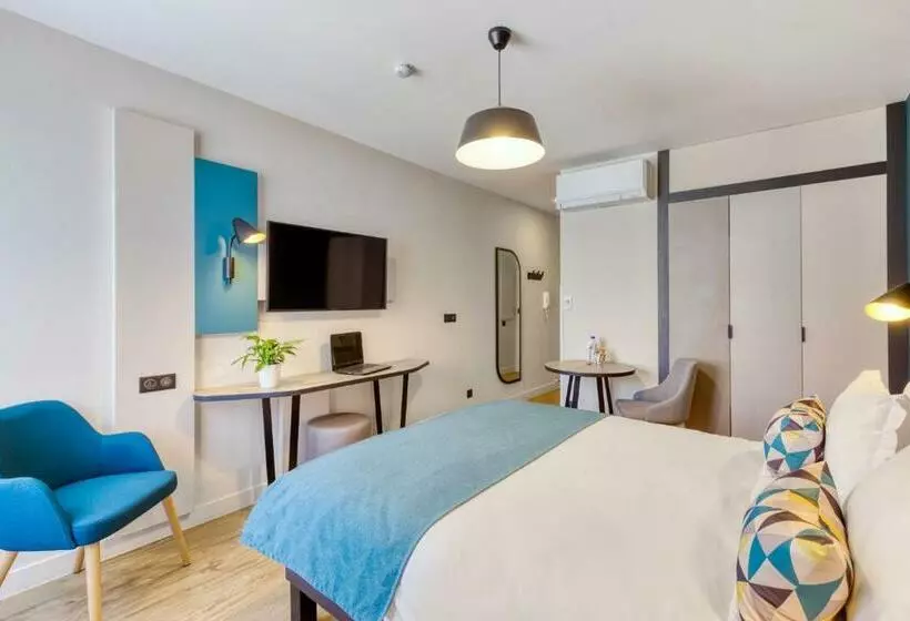 استودیوی استاندارد, Appart City Confort Paris Clichy  Mairie