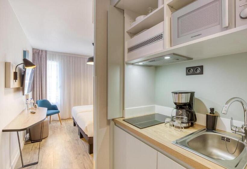 Студия Стандарт, Appart City Confort Paris Clichy  Mairie