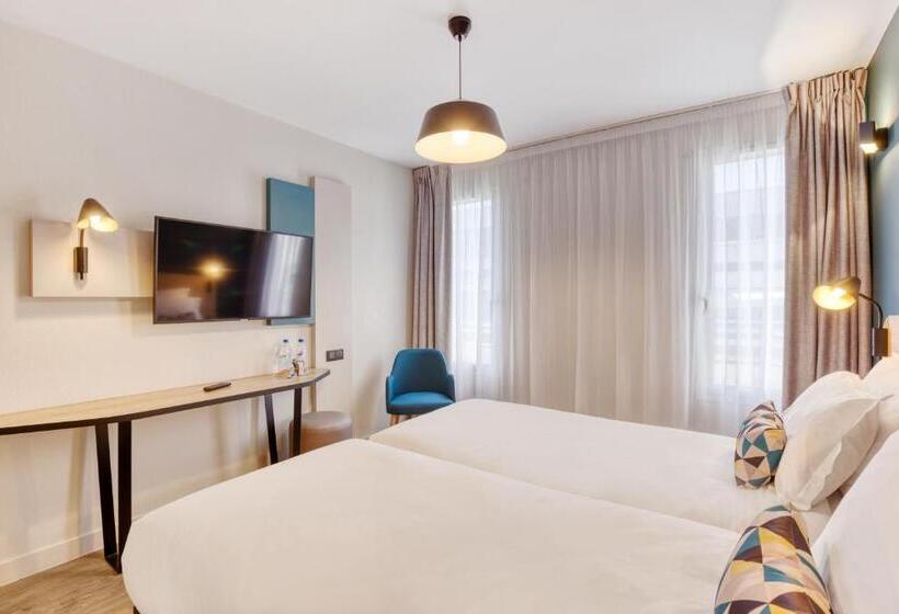 إستوديو قياسى, Appart City Confort Paris Clichy  Mairie