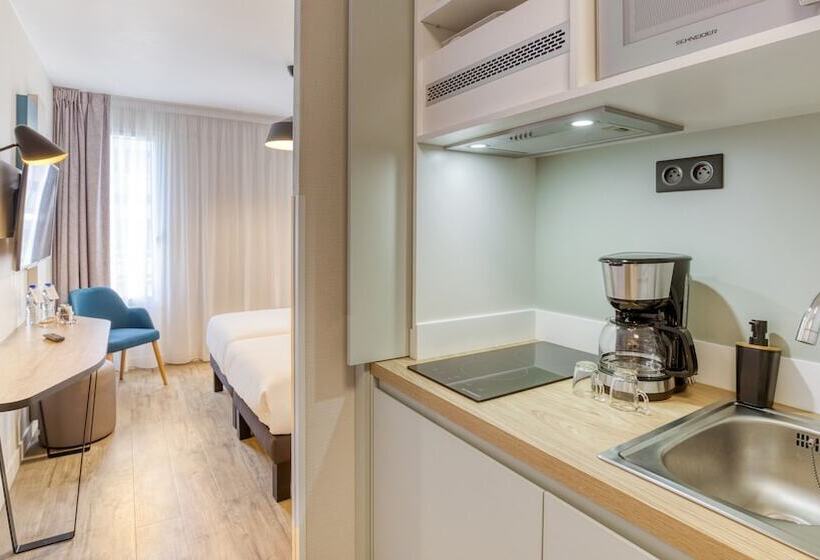 Студия Стандарт, Appart City Confort Paris Clichy  Mairie