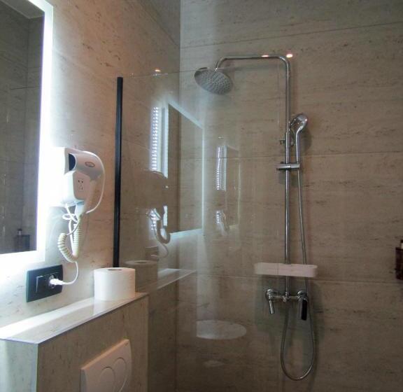 اتاق عادی, Beach Hotel Božikovina 2