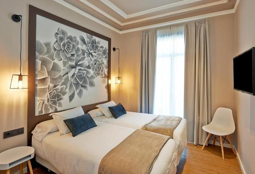 اتاق خانوادگی, Hostal Central Barcelona