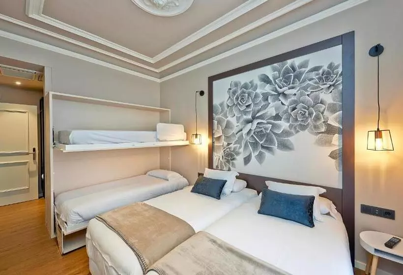 اتاق خانوادگی, Hostal Central Barcelona