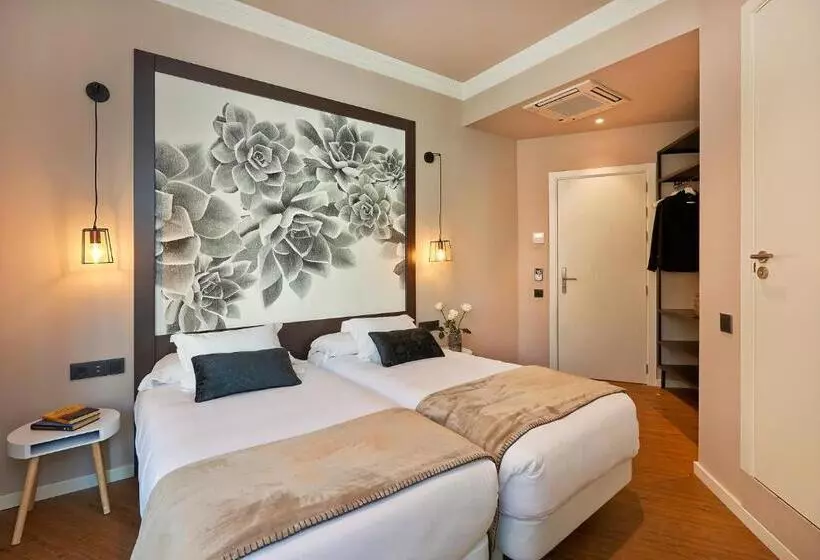 اتاق سوپریور, Hostal Central Barcelona