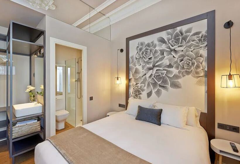 اتاق سوپریور, Hostal Central Barcelona