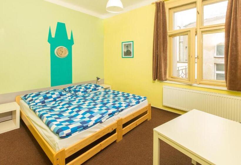 اتاق استاندارد یک نفره, Hostel Downtown