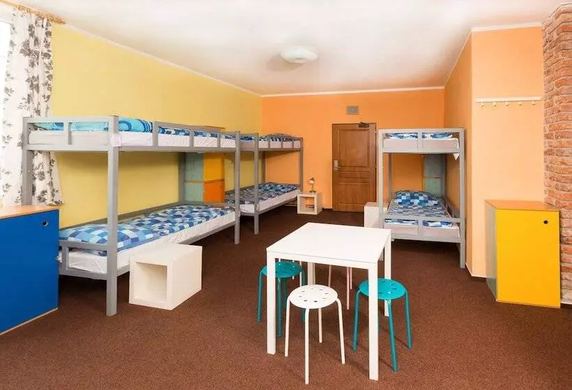 Vuode Makuusalissa, Hostel Downtown