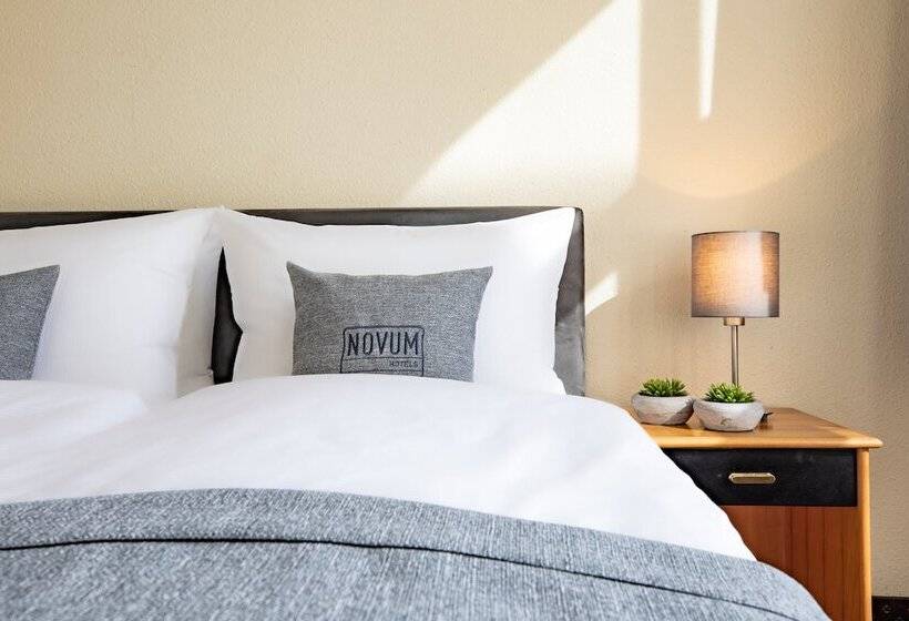 اتاق استاندارد سه نفره, Garner Hotel Berlin Schöneberg