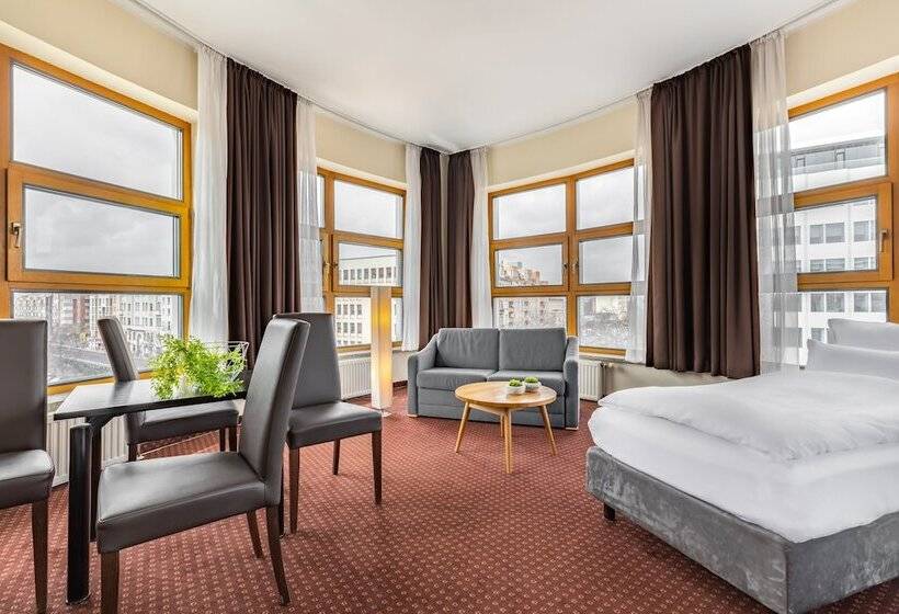 اتاق خانوادگی, Garner Hotel Berlin Schöneberg