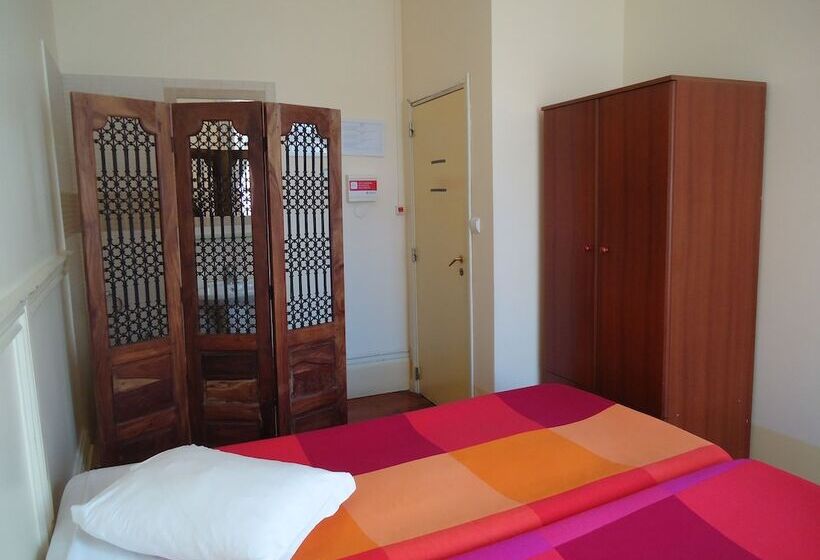 Quarto Standard Casa de Banho Partilhada, Pouso Dos Anjos