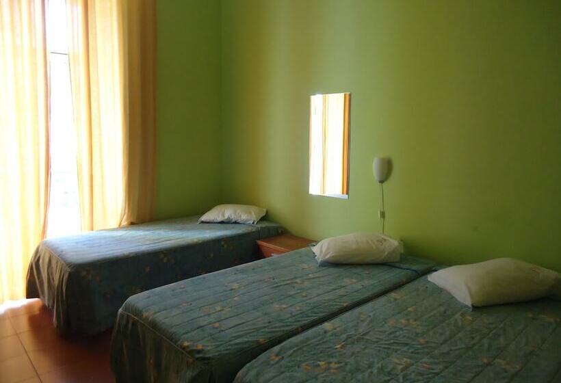 스탠다드 트리플 룸, Pouso Dos Anjos