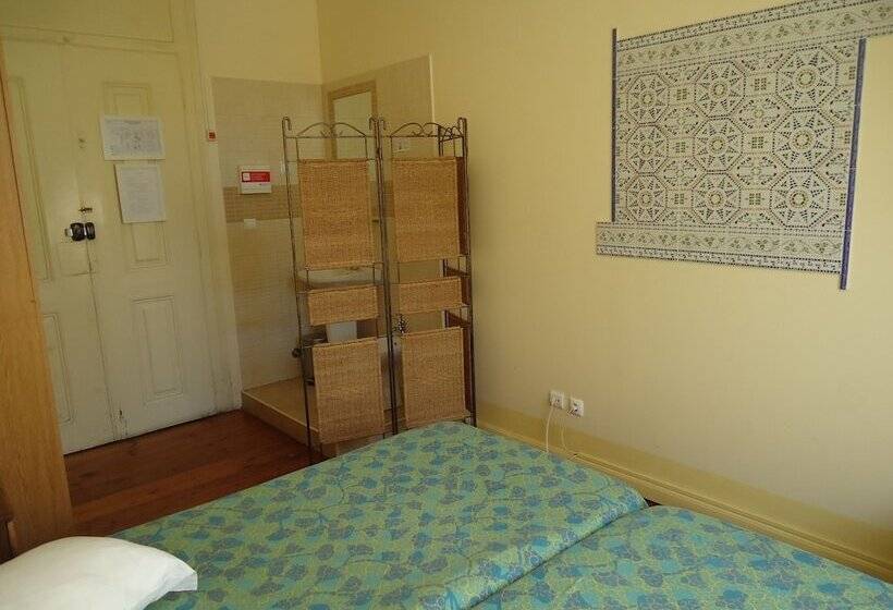 Quarto Standard Casa de Banho Partilhada, Pouso Dos Anjos