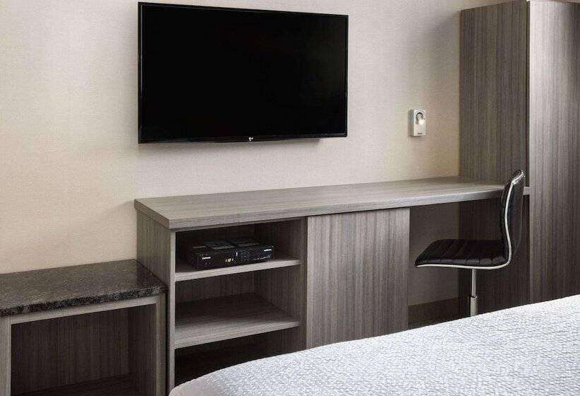 Номер Стандарт 2 Двуспальные Кровати, Ramada By Wyndham Bronx