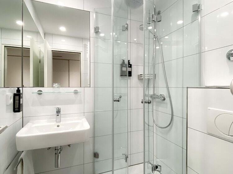 اتاق استاندارد, Downtown Vi Vadi