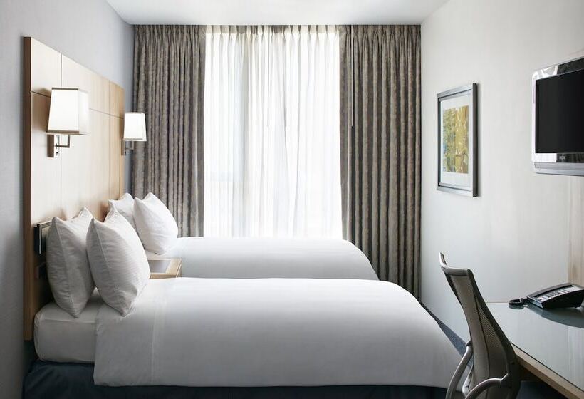 高级大房间, World Center