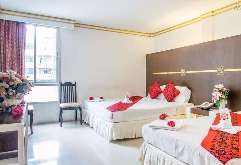 デラックスルーム, Khurana Inn