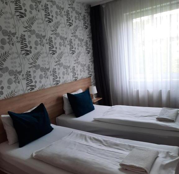 Deluxe Studio, Mango Apartments