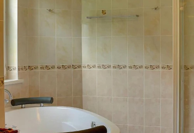 スタンダードルーム, Desalis Hotel London Stansted