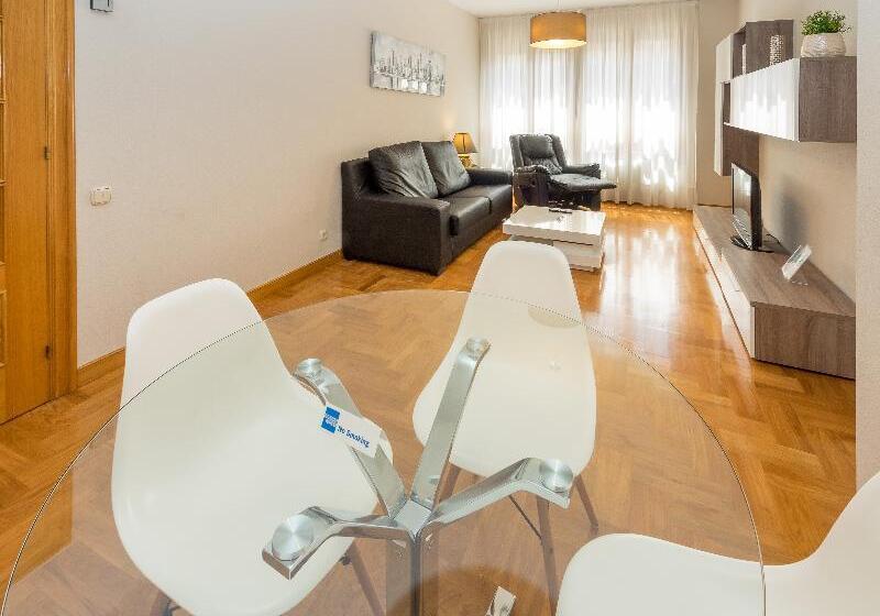 Апартаменты 2 Спальни, Gestión De Alojamientos Apartments