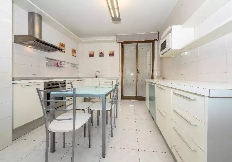 آپارتمان 3 خوابه, Gestión De Alojamientos Apartments