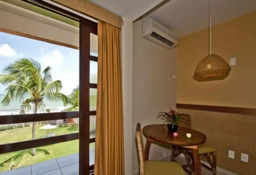 اتاق استاندارد چهار تخته با چشم‌انداز دریا, Lumar Hotel Ponta Negra