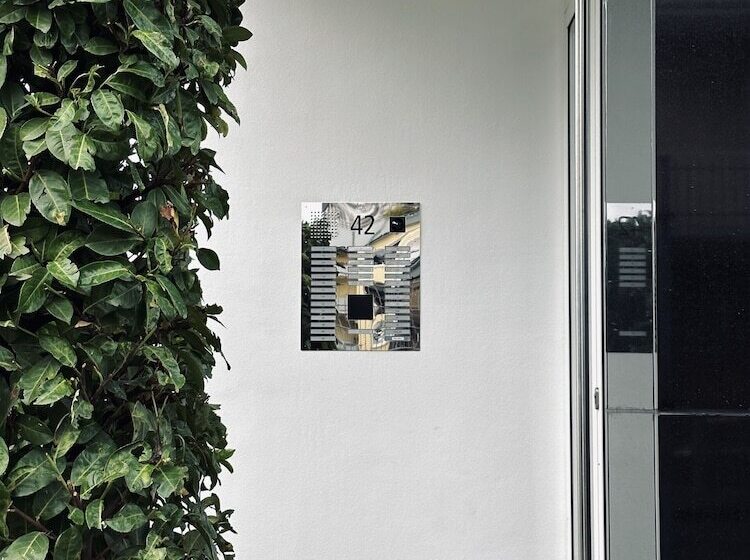 חדר פנטהאוז, Avidonapartments