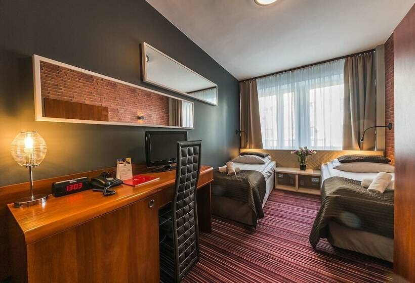 スタンダードルーム, Delta