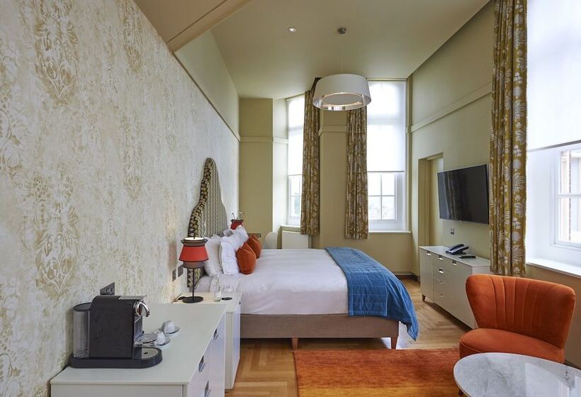 استودیوی استاندارد, Du Vin Exeter