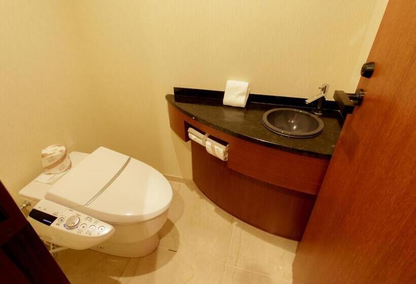 Номер Deluxe, Grand Arc Hanzomon