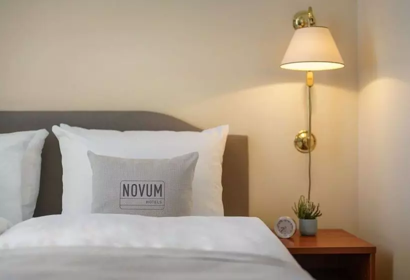 Standard-huone, Novum Kronprinz Hamburg Hauptbahnhof