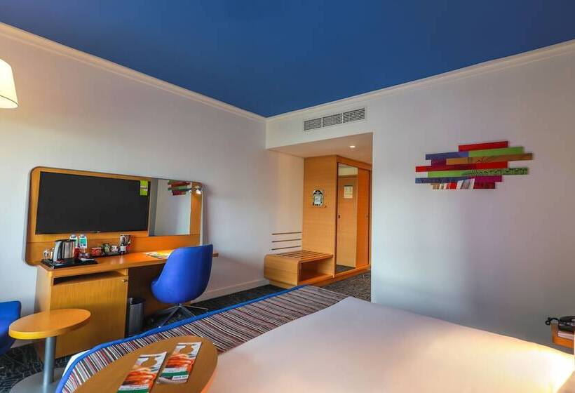 اتاق استاندارد با بالکن و چشمانداز دریا, Park Inn By Radisson Abu Dhabi Yas Island