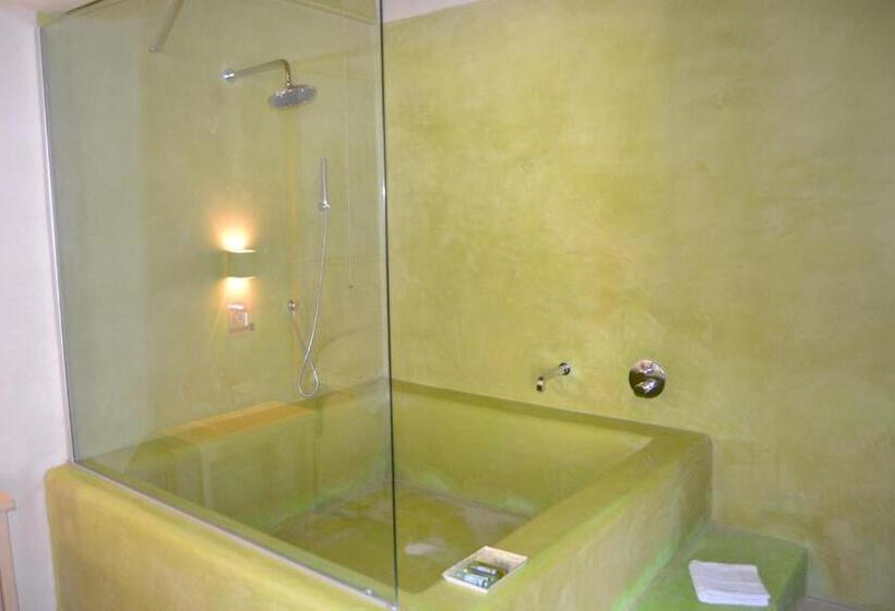 חדר סופריור, Relais Masseria Villa Cenci