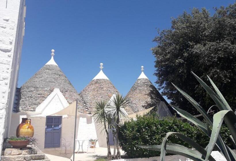 חדר סטנדרט לשלושה, Relais Masseria Villa Cenci