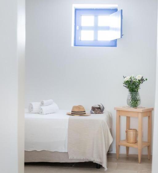 חדר סטנדרט לשלושה, Relais Masseria Villa Cenci