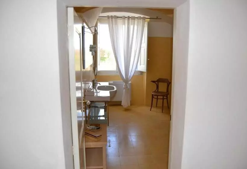 スイート, Relais Masseria Villa Cenci