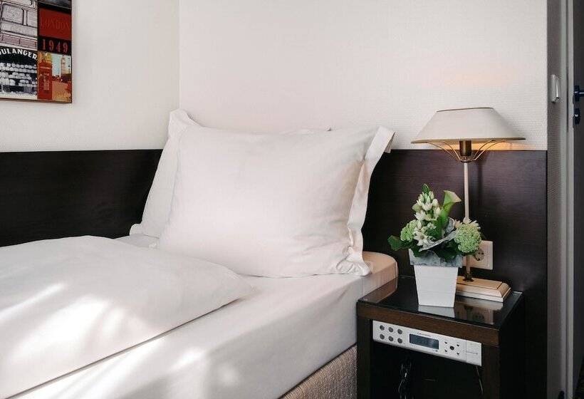 标准单人间, Stella Maris