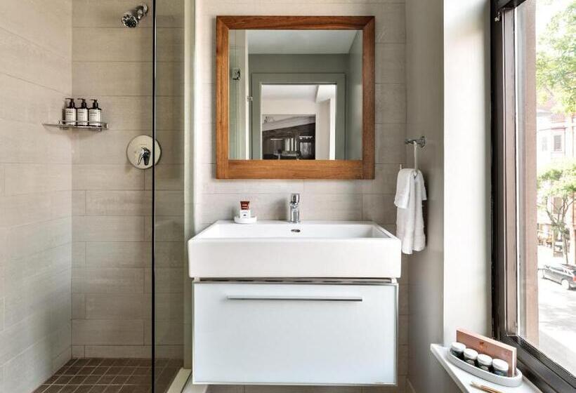 Номер Стандарт 2 Двуспальные Кровати, The Revolution