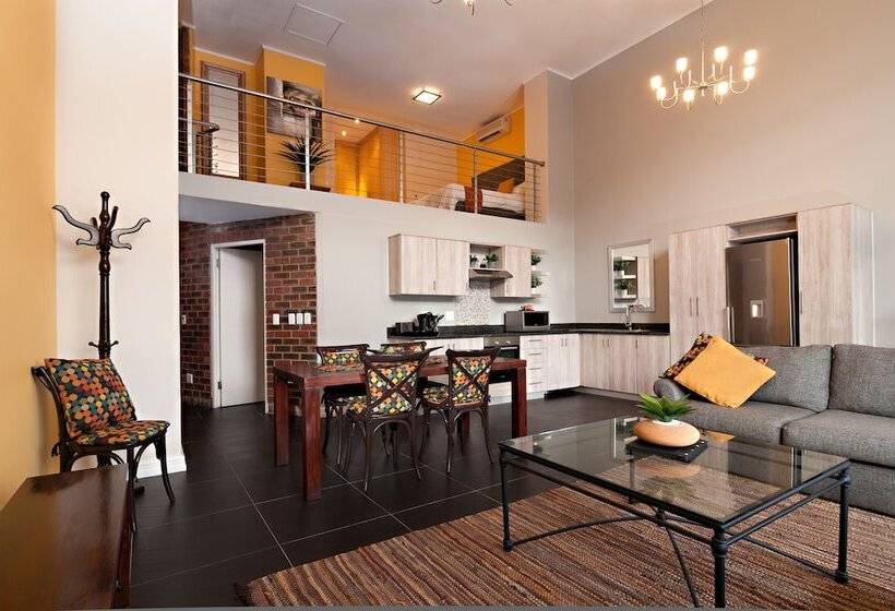 شقة دور أخير غرفة نوم واحدة, The Rockwell Luxury Suites