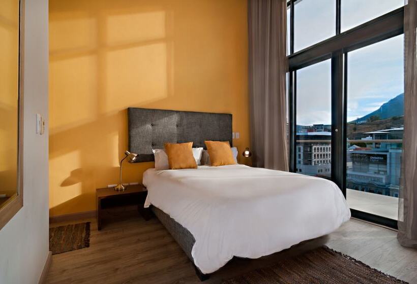 شقة دور أخير غرفة نوم واحدة, The Rockwell Luxury Suites