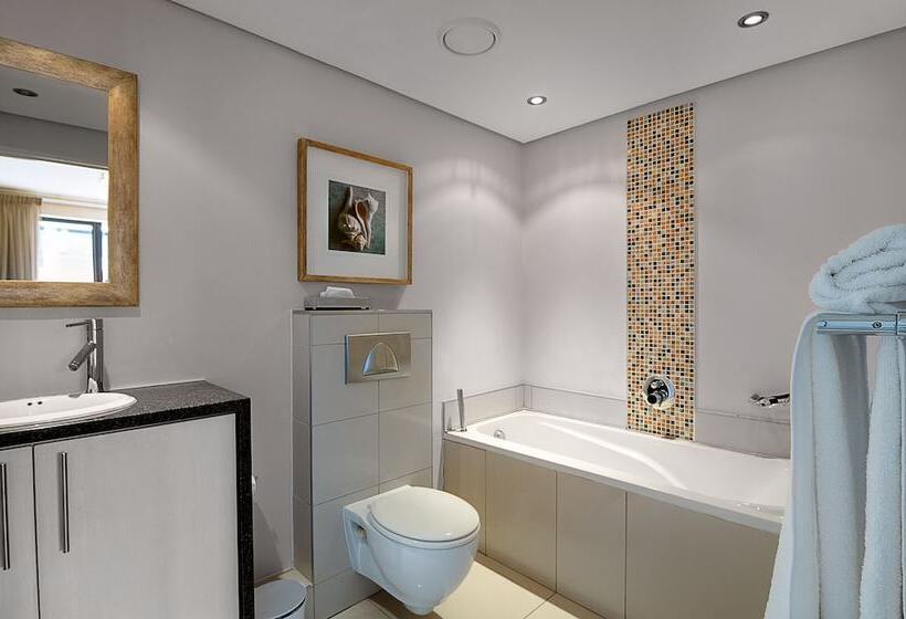 شقة دور أخير غرفتين نوم, The Rockwell Luxury Suites