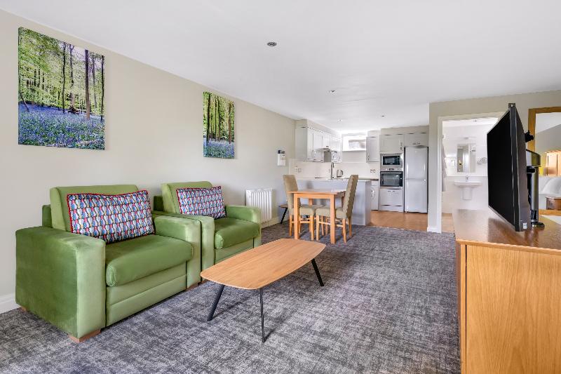 스탠다드 스튜디오, Thurnham Hall Resort