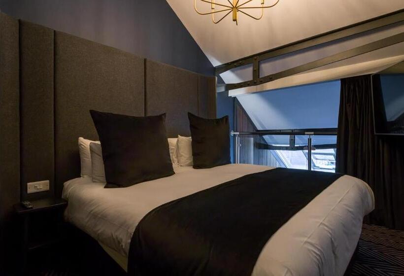 Пентхаус Люкс, Velvet