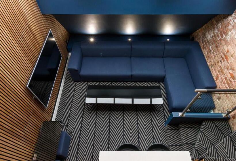 Пентхаус Люкс, Velvet