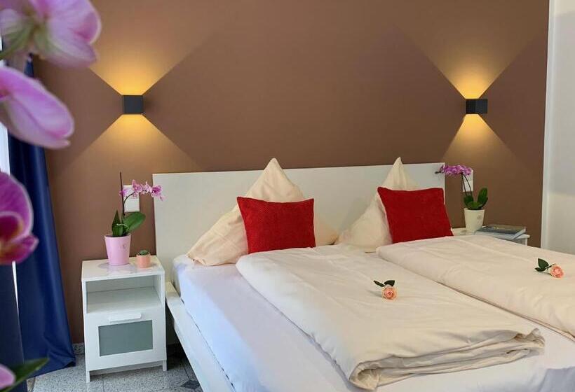 Номер Стандарт Трехместный, B54 Heidelberg City Center