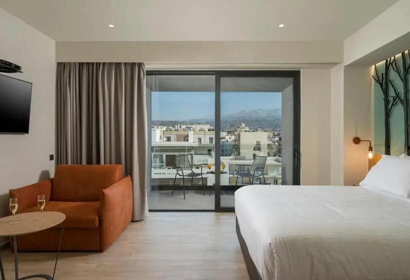 Suite Vue Montagne, Hyperion City