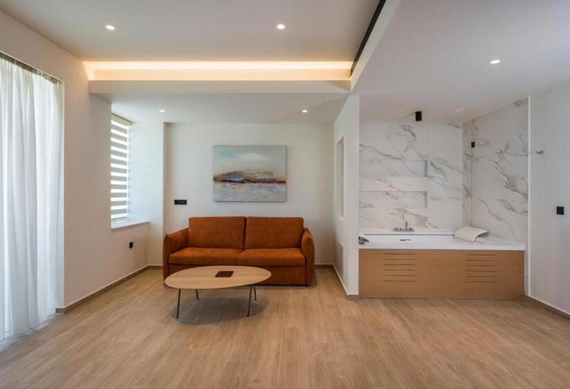 סוויטת סופריור נוף לים, Hyperion City Hotel & Spa