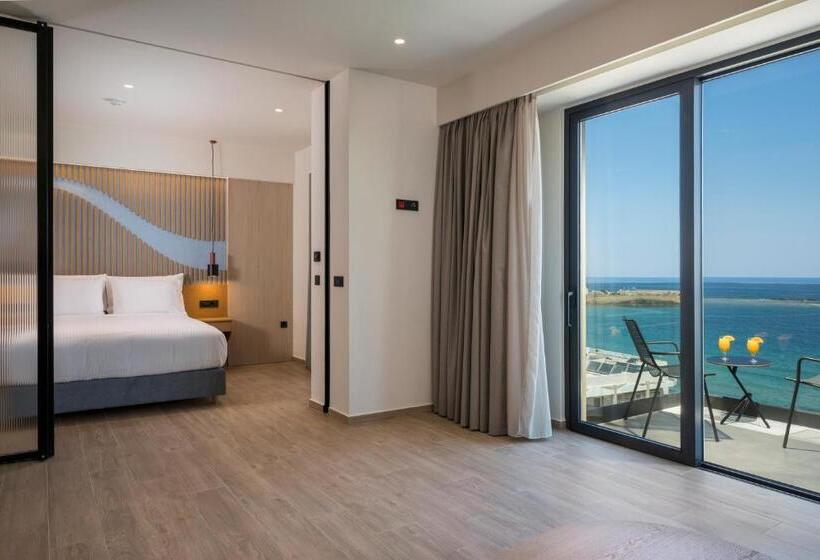 Люкс Superior Вид на Море, Hyperion City Hotel & Spa