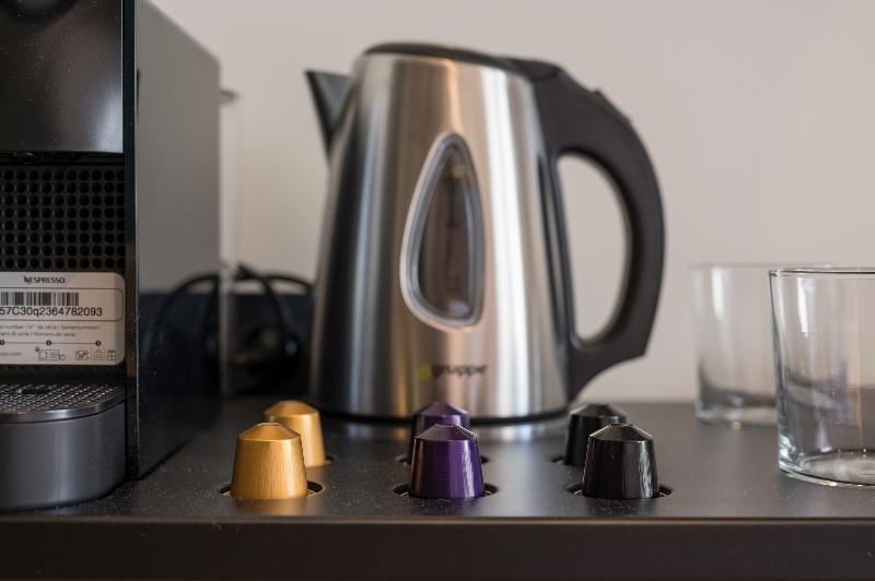 חדר סטנדרט נוף לבריכה, Hyperion City Hotel & Spa